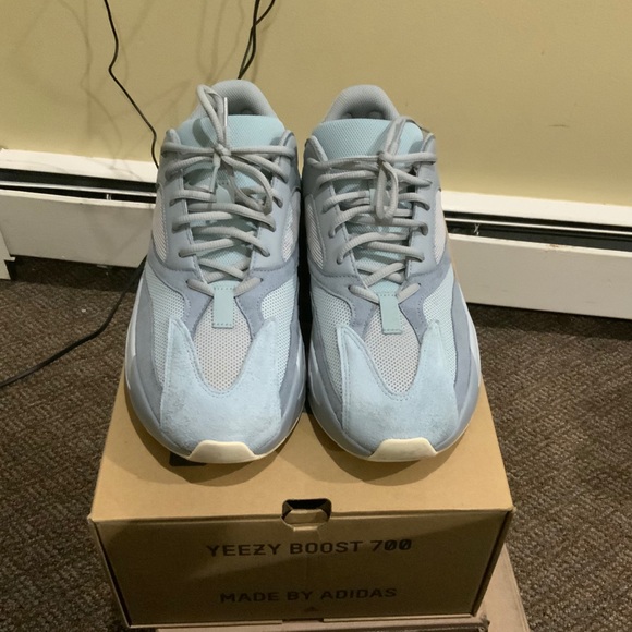 Yeezy Other - Yeezy 700 inertia